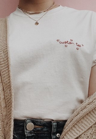 PERSONALISED HAND EMBROIDERED HEART BORDER T-SHIRT