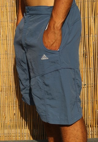 VINTAGE ADIDAS SHORTS