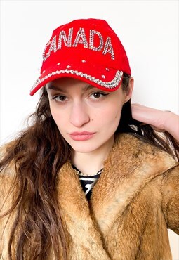 Vintage 90s Canada bedazzled dad cap in red