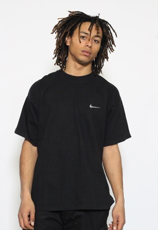 VINTAGE NIKE T SHIRT