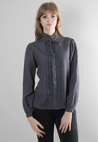 VINTAGE 80S GREY PLEAT EMBROIDERED WOOL BLOUSE TOP