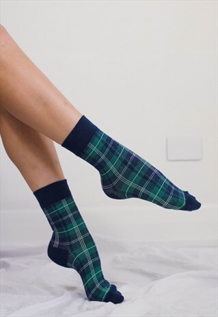 GREEN AND NAVY PLAID SOCKS