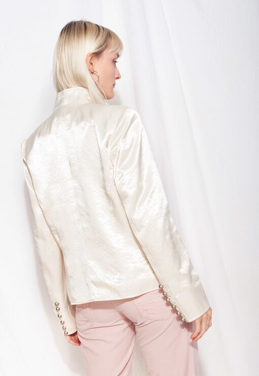 garment image