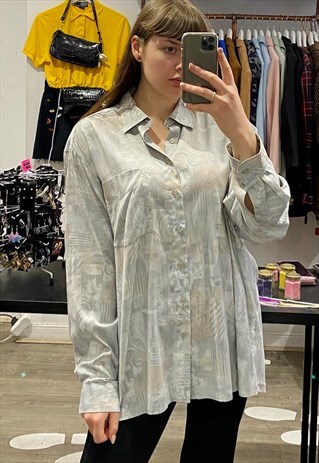 VINTAGE 90S SHIRT BLOUSE IN CREAM GREY ABSTRACT PATTERN