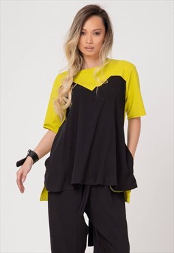 Relaxed blouse with rich gathered sleeves 