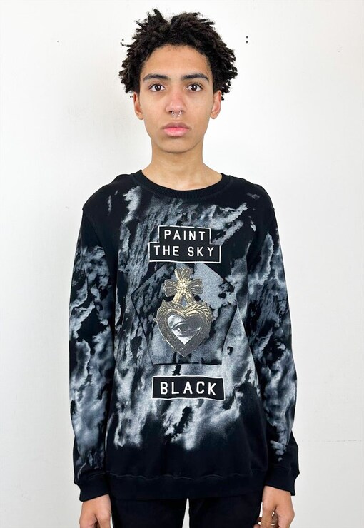 garment image