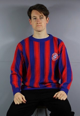 VINTAGE FC BAYERN MUNICH KNITTED SWEATSHIRT IN BLUE AND RED