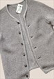 HEAVY KNIT CLOSURE WITH AUSTRIAN STYLE BUTTONS