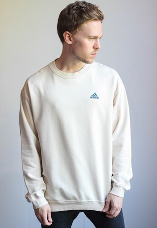VINTAGE ADIDAS SWEATSHIRT