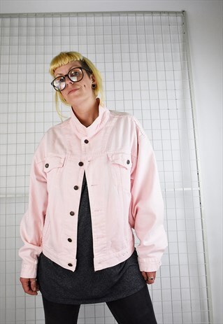 VINTAGE 90S LEVI'S OVERSIZED BABY PINK DENIM JACKET