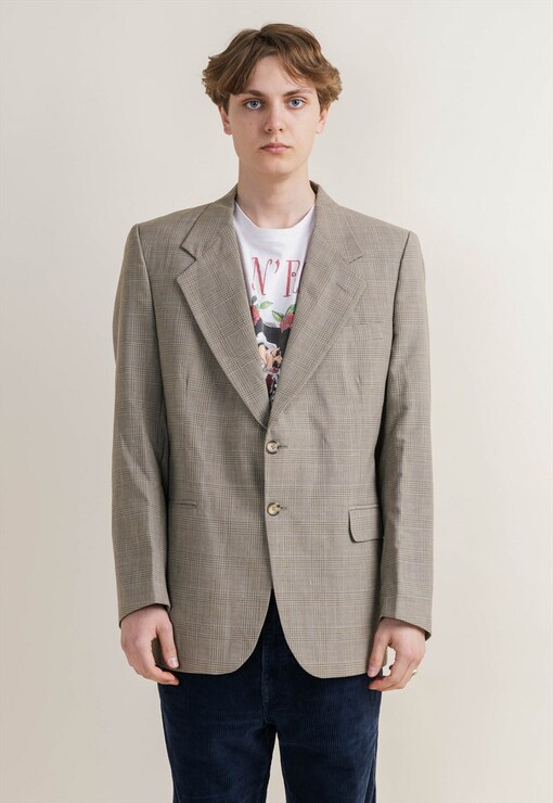 garment image