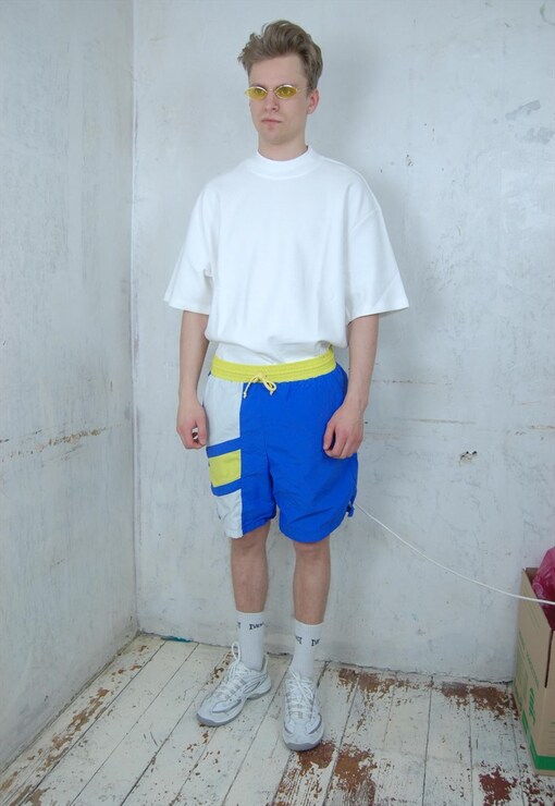 garment image