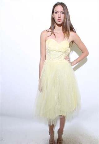 VINTAGE 1950'S 50'S STRAPLESS YELLOW TULLE FULL DRESS XXS-XS