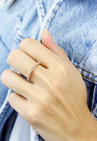 ROSE GOLD DIAMANTE RHINESTONE ETERNITY RING