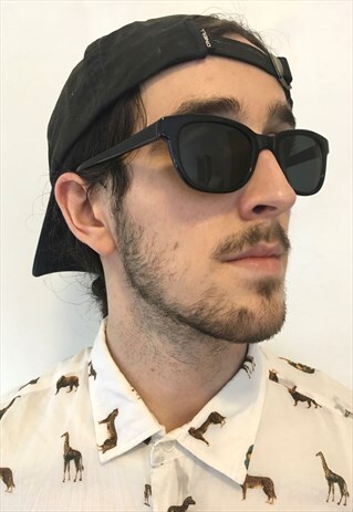 VINTAGE 1960S STYLE BLACK THICK FRAME WAYFARER SHADES