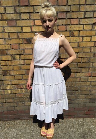 1970'S WHITE SUMMER DRESS