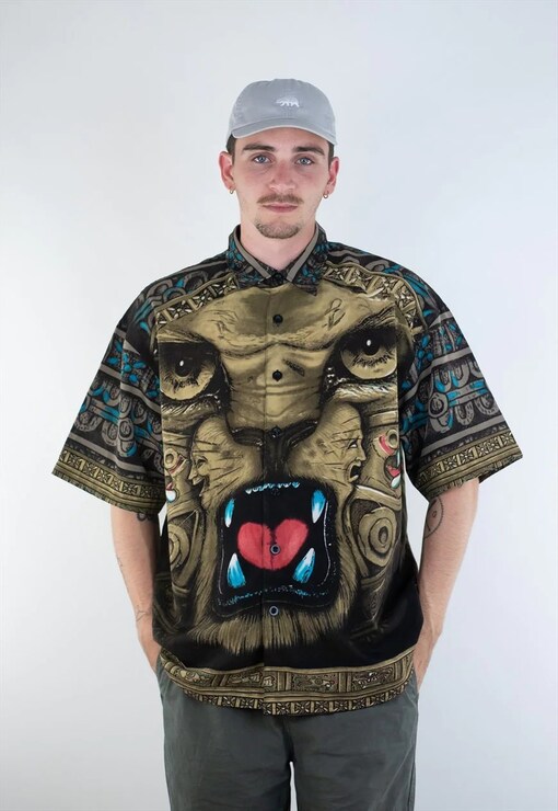 garment image
