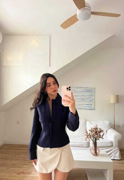 garment image