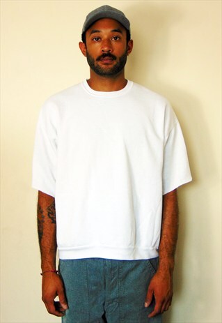 90S MINIMALIST CLASSIC WHITE SHORT SLEEVE SWEATSHIRT XL