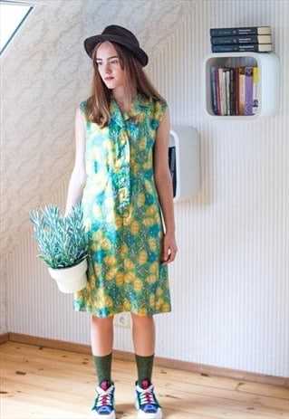 Bright green colorful sleeveless vintage dress