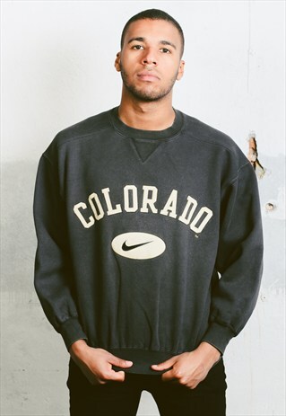 VINTAGE NIKE SWEATSHIRT