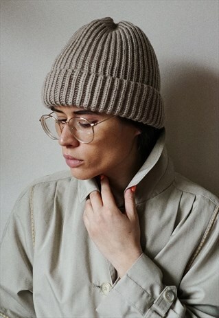 WOOLEN BEANIE HAT IN BEIGE