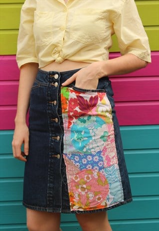 VINTAGE 90'S NAVY BLUE DENIM SKIRT WITH FLORAL PATCHWORK