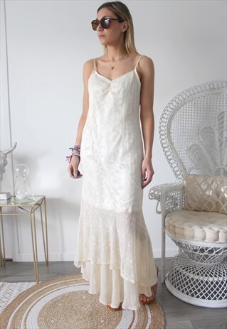 VINTAGE DRESS