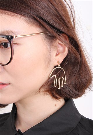 (KOREAN) HIGH FIVE HAND PALM EARRINGS