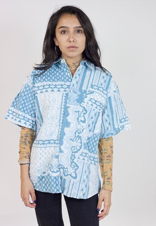VINTAGE 90S BANDANA PATTERNED SHORT SLEEVE SHIRT