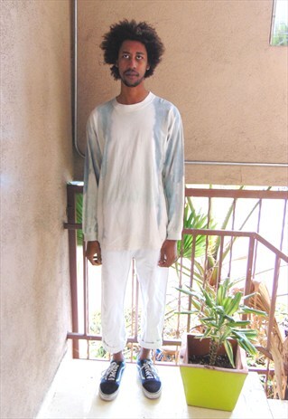 90S MINIMALIST SKATER BLEACHED LONG SLEEVE TEE MEDIUM