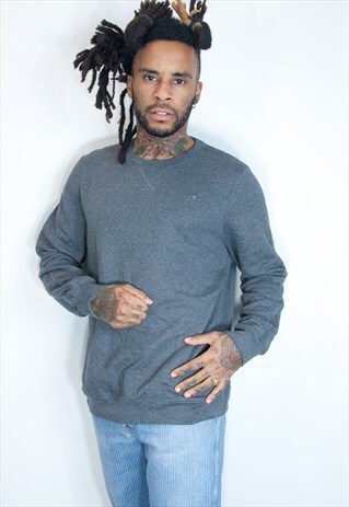 EMBROIDED CHAMPION SWEATSHIRT