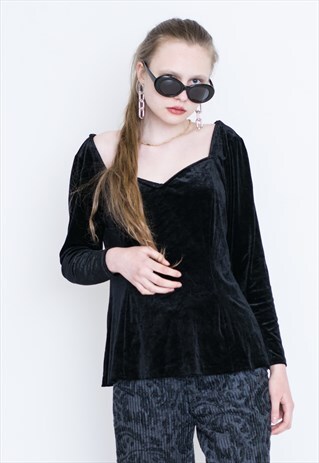 VINTAGE BLACK VELVET RETRO BLOUSE