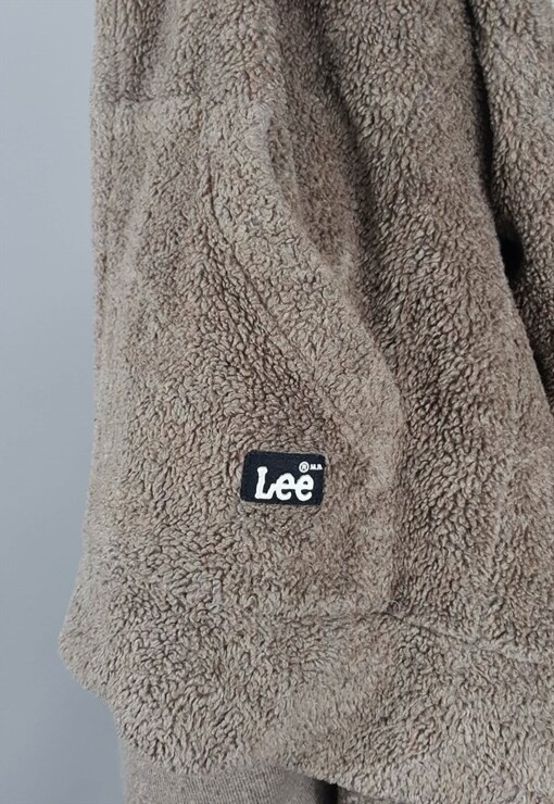 garment image