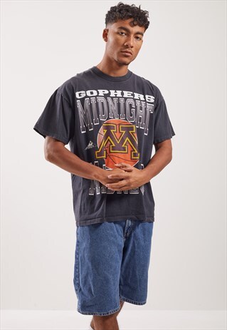 VINTAGE MIDNIGHT MADNESS GRAPHIC T-SHIRT