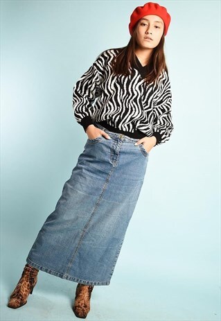 VINTAGE 90'S RETRO REGULAR WAIST MAXI SKIRT IN BLUE DENIM