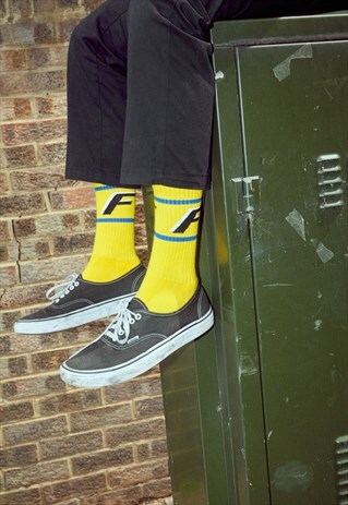 YELLOW CREW SOCKS WITH STRIPE AND F LOGO