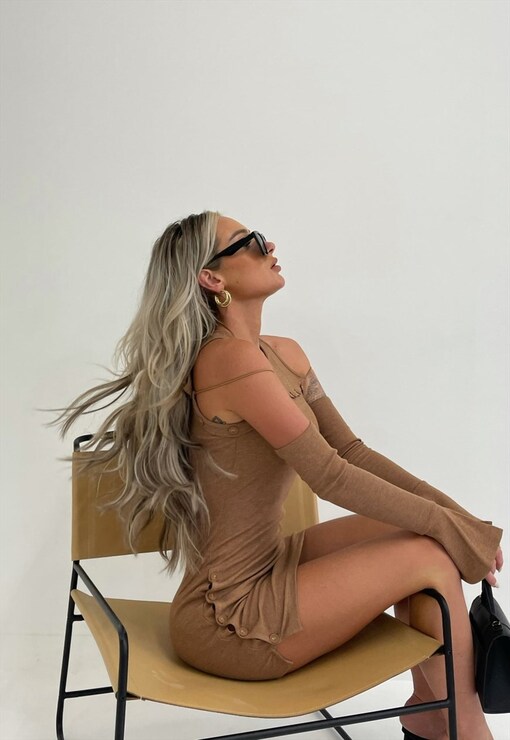 garment image