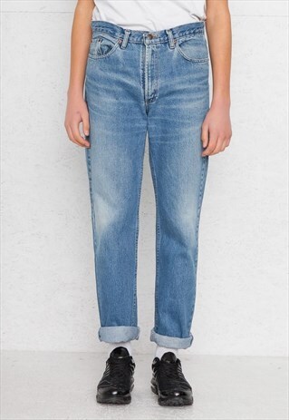 VINTAGE BLUE LEVI'S DENIM JEANS