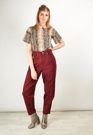 VINTAGE 90S HIGH WAIST MOM JEANS IN MAROON RED