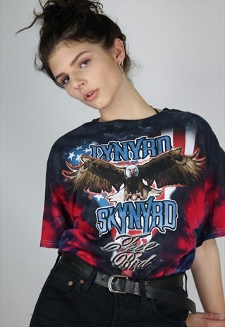 VINTAGE 90S T-SHIRT