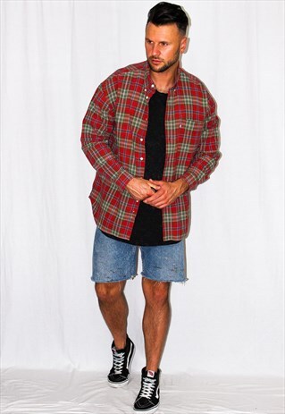 VINTAGE OVERSIZED PLAID FLANNEL SHIRT