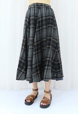 Y2K Vintage Grey Check Pleated Wool Skirt (Size M)