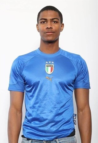 VINTAGE PUMA ITALY FOOTBALL JERSEY