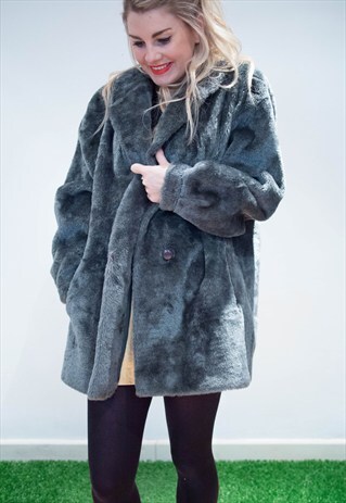 80'S GREY FAUX FUR COAT
