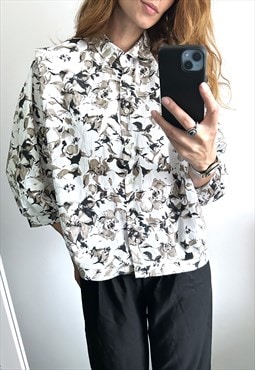 80s White Floral Shirt With Short Sleeved 