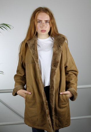 VINTAGE SHEARLING COAT