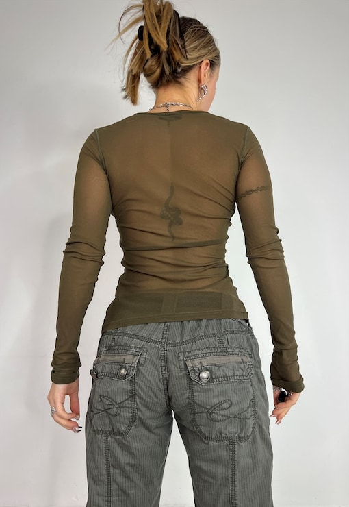 garment image