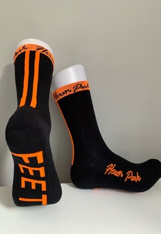 V2 BLACK & ORANGE