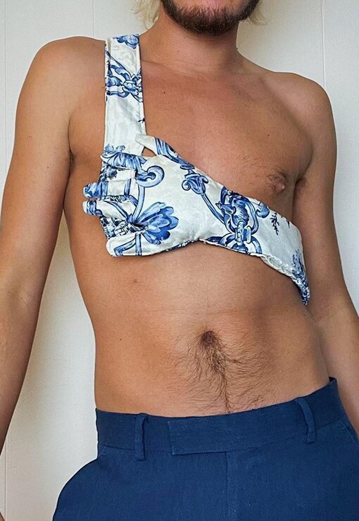 garment image